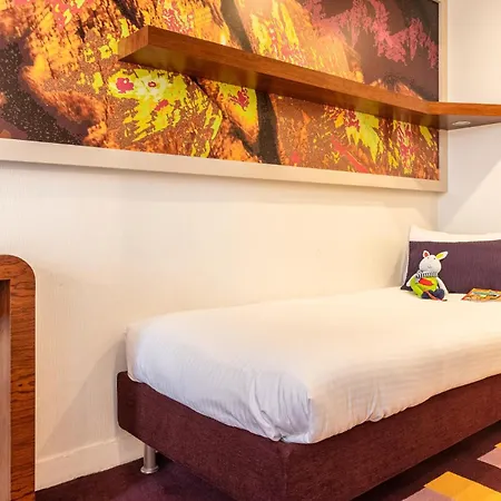 Urban Hive Hotel Paris