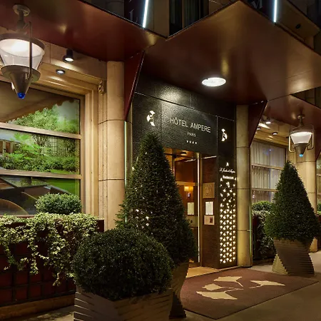 Urban Hive Hotel 4*