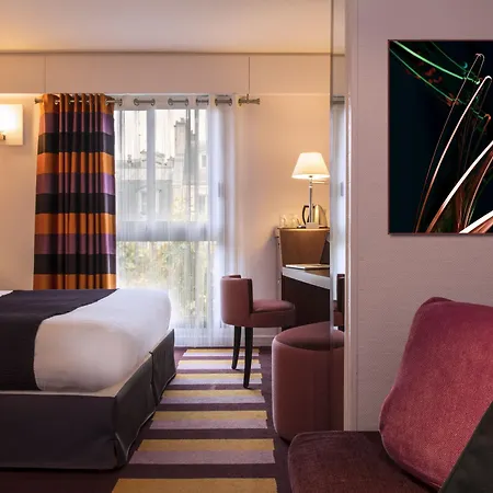 Hotel Ampere 4*