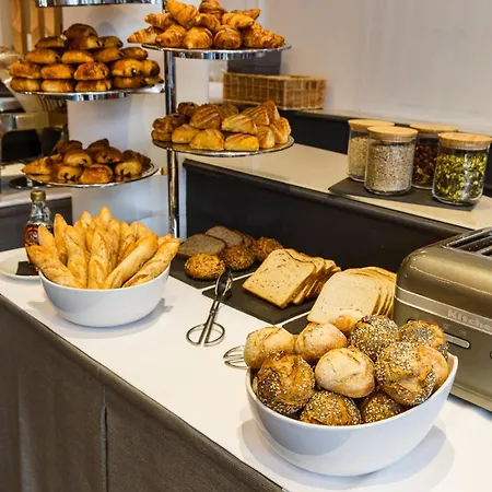 Hotel Ampere Paris