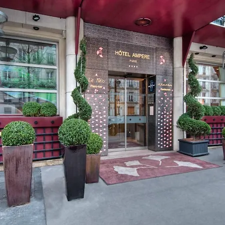 Hotel Ampere 4*