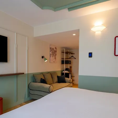 Urban Hive Hotel